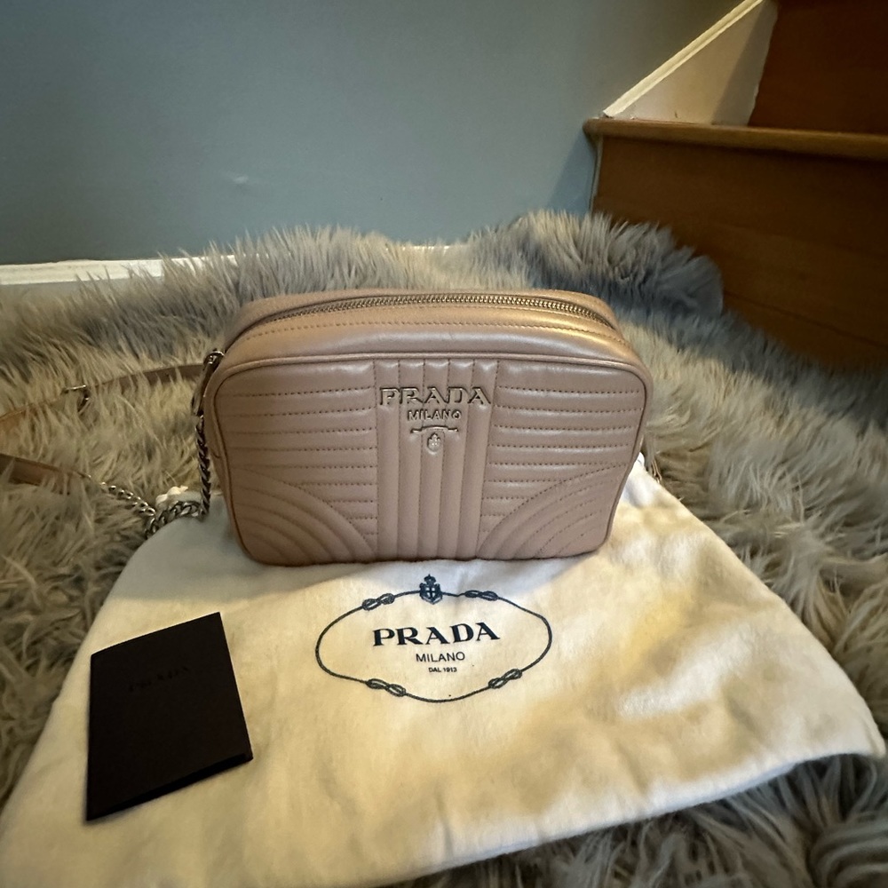 PRADA Calfskin Diagramme